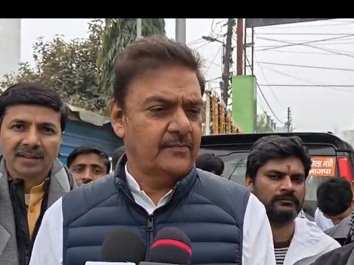 'कांग्रेस ने 1952 में वोट चोरी की नींव रखी':मुरादाबाद में सुरेंद्र नागर बोले- बाबा साहब अंबेडकर को हराया गया