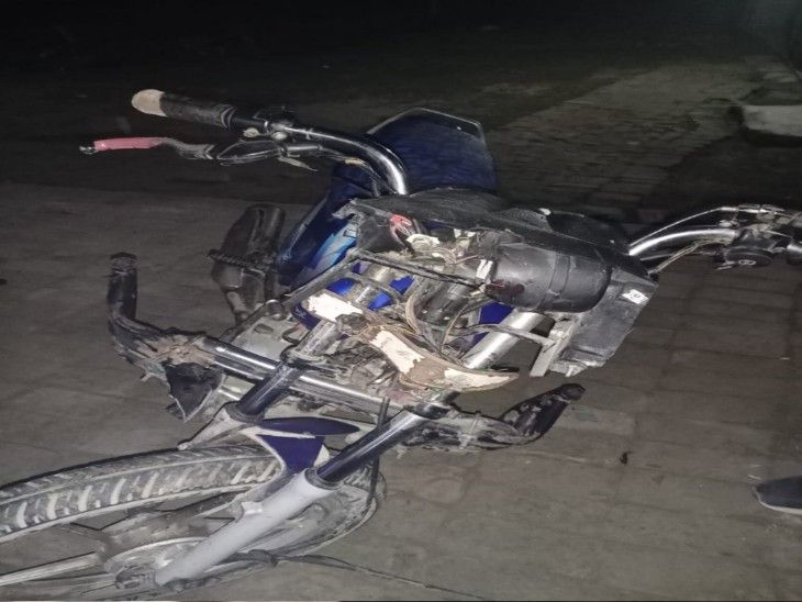 शाहजहांपुर में दो बाइकों की टक्कर, दो की मौत:बरेली-शाहजहांपुर के युवक शामिल, 2 बच्चों समेत 4 लोग घायल