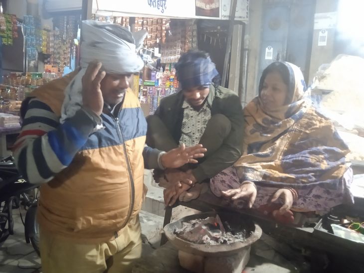 फतेहपुर में कड़ाके की ठंड, 4 ट्रेनें रद्द:कोहरे से जनजीवन अस्त-व्यस्त, न्यूनतम तापमान 8 डिग्री